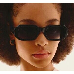Quay BRAND NEW Hyped Up Black Sunglasses Chunky